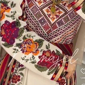 Floral Palestinian thobe